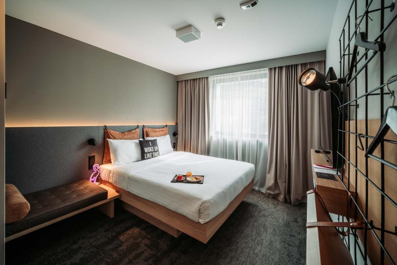 Moxy Hotel 3*