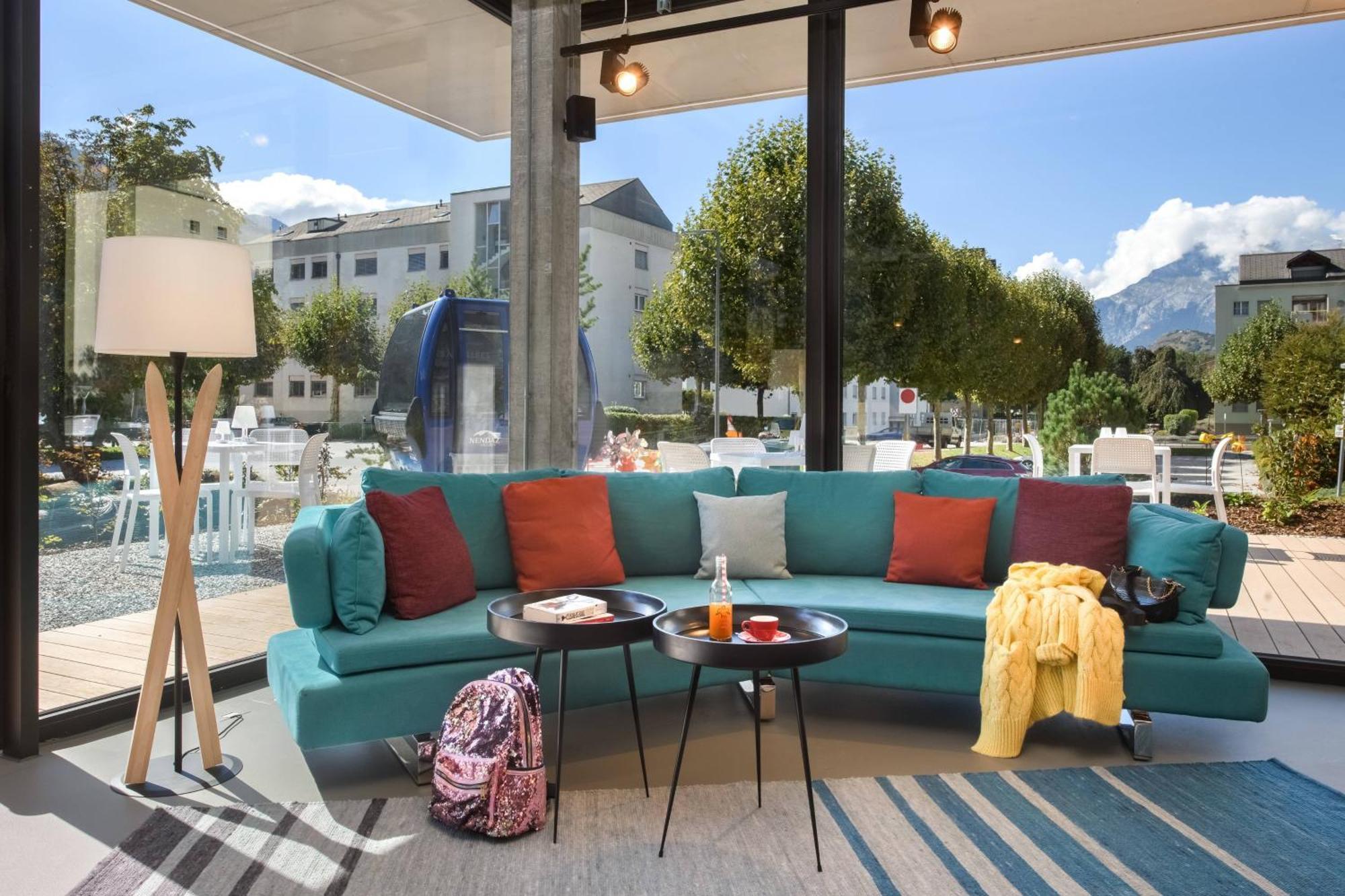 Hotel Moxy 3*